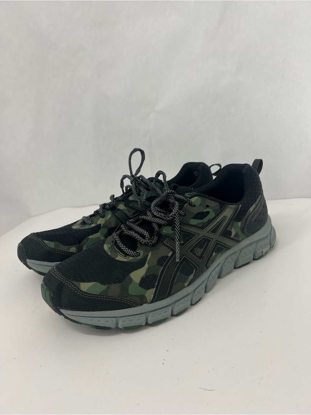 Asics Men's Camouflage Athletic Shoes - Black & Green